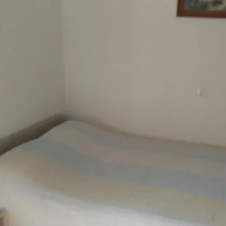 In With Balcony, Air Conditioning, Wi-fi