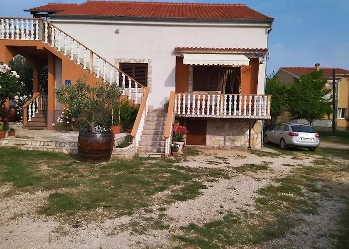 In With Balcony, Air Conditioning, Wi-fi * Nin
